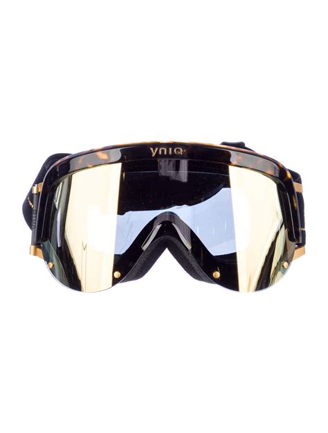 yniq ski goggles